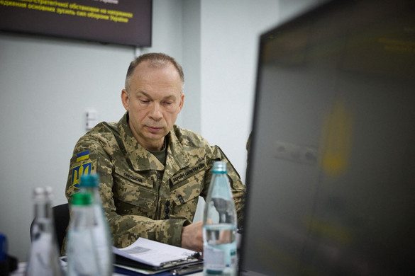 Szirszkij apró-cseprő ügyekkel foglalkozik, stratégiai lépések tervezése helyett