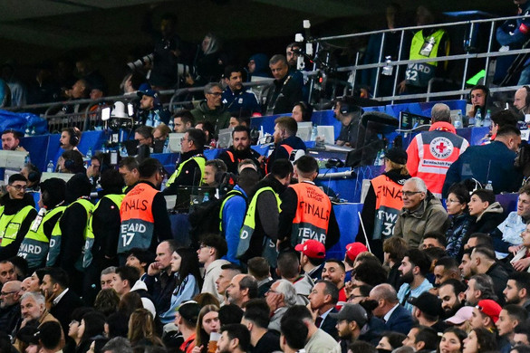 Tragikus: meghalt egy drukker a portugál-spanyol döntő közben