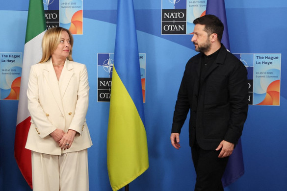 Az Ukrajna szétszakadásával kapcsolatos aggodalom árnyékot vet az újjáépítési tárgyalásokra