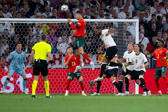 Ha Ronaldo gólt lő, Portugália győz
