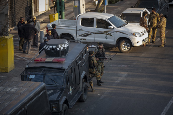 Letartóztatási hullámba kezdtek az iráni hatóságok