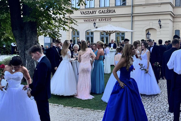 Szombaton tartják a 200. balatonfüredi Anna-bált