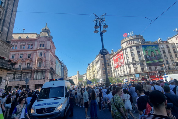Karácsony volt a Budapest Pride fő szónoka + GALÉRIA