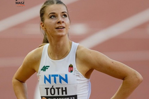 Fotó: Facebook/Magyar Atlétika - Hungarian Athletics Tóth Anna ostromolja a 100 gátas vb-szintet