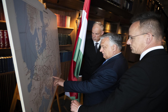 Orbán Viktor: Nem kifelé, hanem befelé megyünk a háborúba