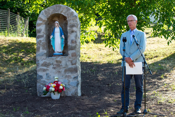 Soltész Miklós: folytatódik a templomfelújítási program