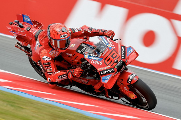 Marc Márquez nyerte a sprintfutamot Assenben