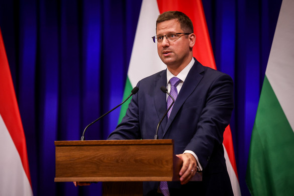 A háborús helyzetet értékelte a kormány