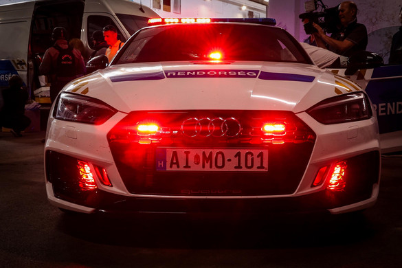 Tömegkarambol az M4-esen