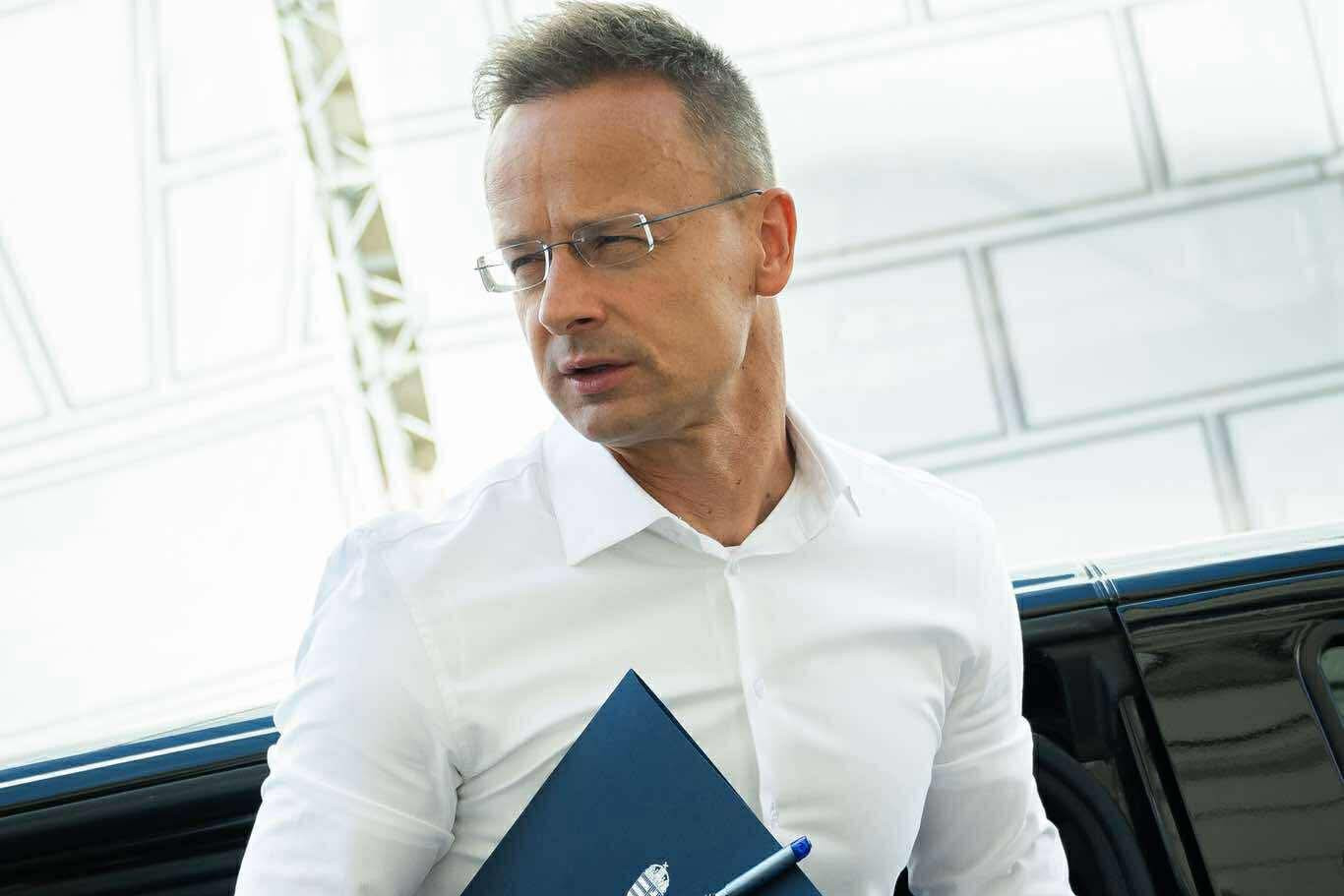 Varsó nem kér a kétoldalú kapcsolatokból Kép