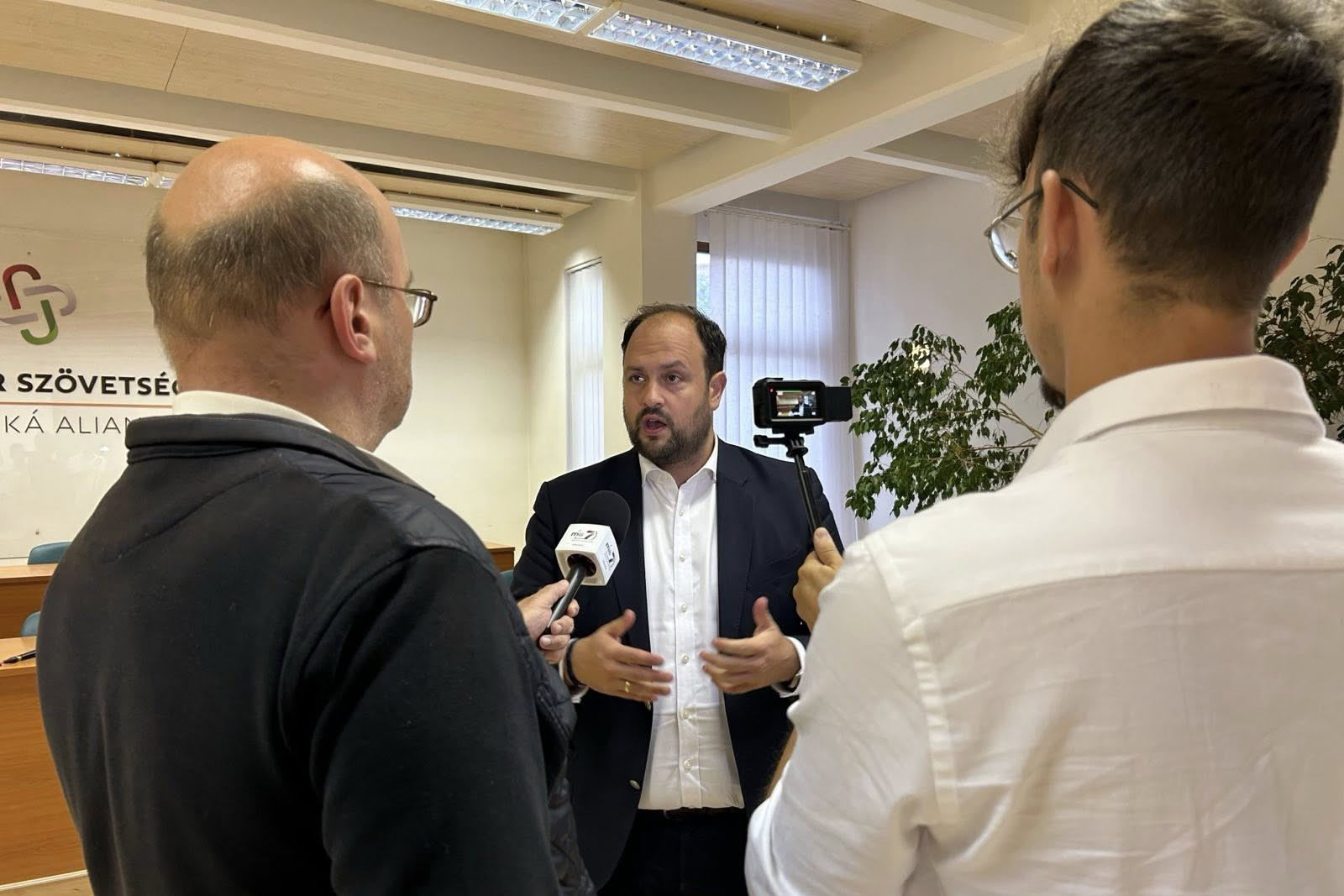 Magyarország segíti a kényszersorozásban elhunyt kárpátaljai férfi családját Kép