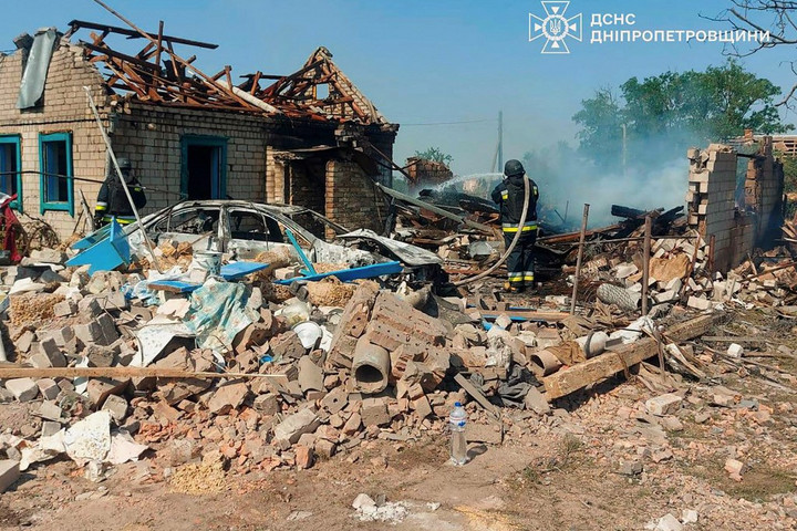Fotó: AFP/Ukrainian State Emergency Service/Handout Újabb halálos áldozatokat követeltek az orosz támadások