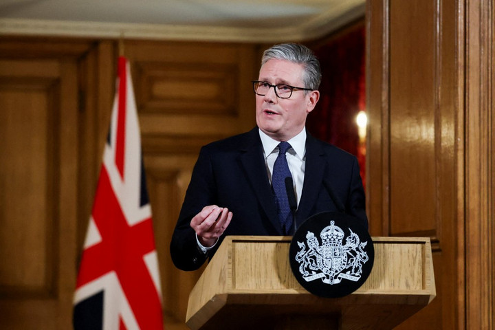 Fotó: Toby Melville / POOL / AFP A Downing Street ultimátumot adott