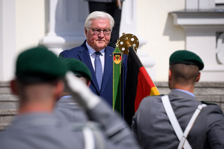 Fotó: AFP/dpa Picture-Alliance/DPA/Bernd von Jutrczenka A kötelező sorkatonai szolgálat visszaállítása mellett foglalt állást a német államfő