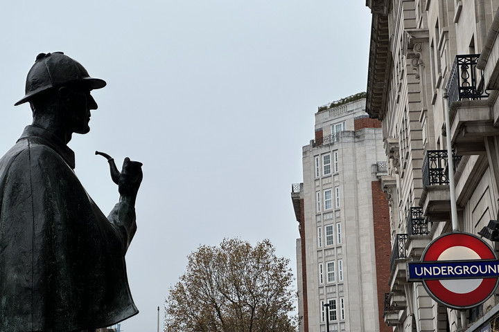 Fotó: Northfoto Ki rejtőzik Sherlock Holmes mögött?