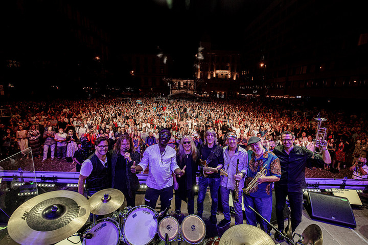 50 év szabadságvágy – Mandoki Soulmates megakoncert
