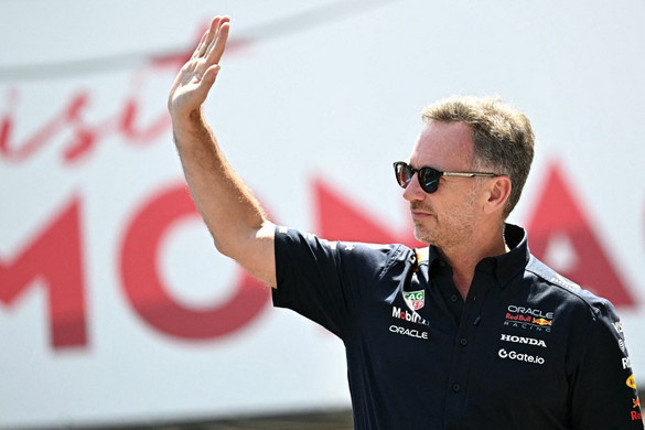 Lewis Hamilton így reagált Christian Horner kirúgására