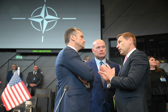 Az USA NATO-nagykövete üzent Putyinnak