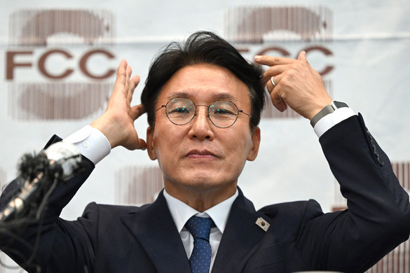 A dél-koreai parlament elfogadta Kim Minszok kormányfői jelölését