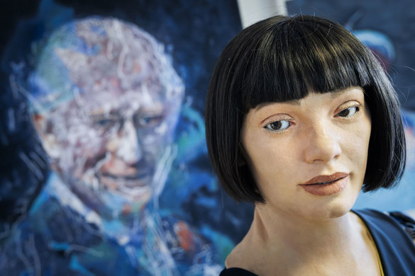 Humanoid robot festette meg III. Károlyt