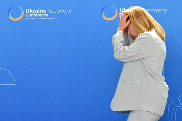 Pornóbotrány Olaszországban