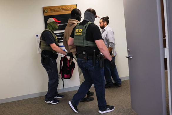 Eswatinibe toloncoltak ki öt külföldit az Egyesült Államokból