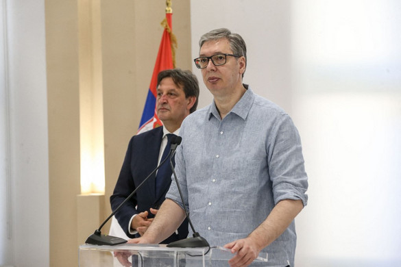 Utódján gondolkodik Vučić