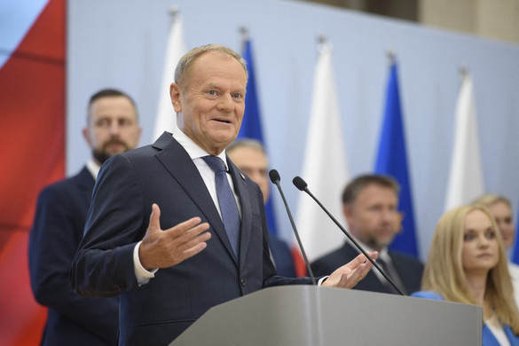 A lengyel kormány átalakítását jelentette be a miniszterelnök