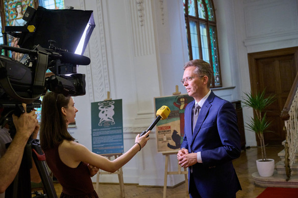 Saját otthon lakbéráron? - Hankó Balázs a fiatalok lakhatásáról