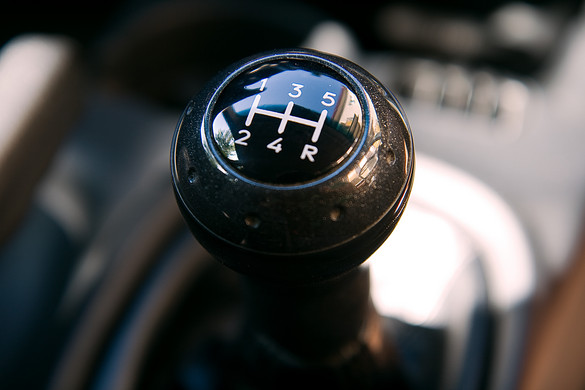 Miért romlik el a kézi sebességváltó?