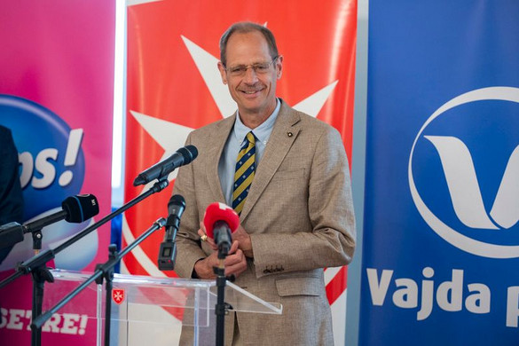 Egy évig támogatja a Magyar Máltai Szeretetszolgálat gyermekprogramjait a Vajda-Papír