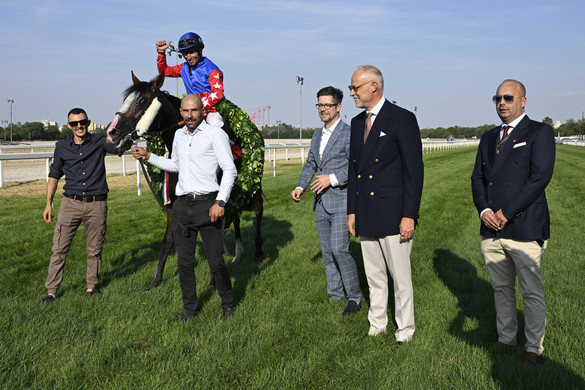 Oriental Star célfotóval nyerte a 103. Galopp Magyar Derbyt
