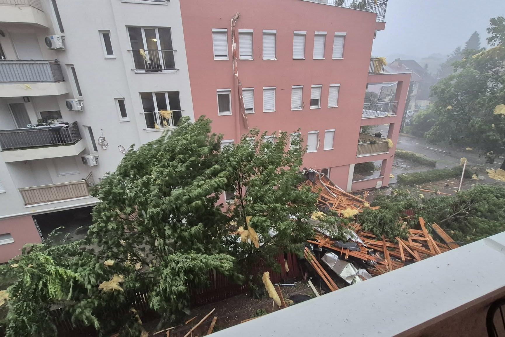 Szegeden mindent is vitt a szél + VIDEÓ Kép