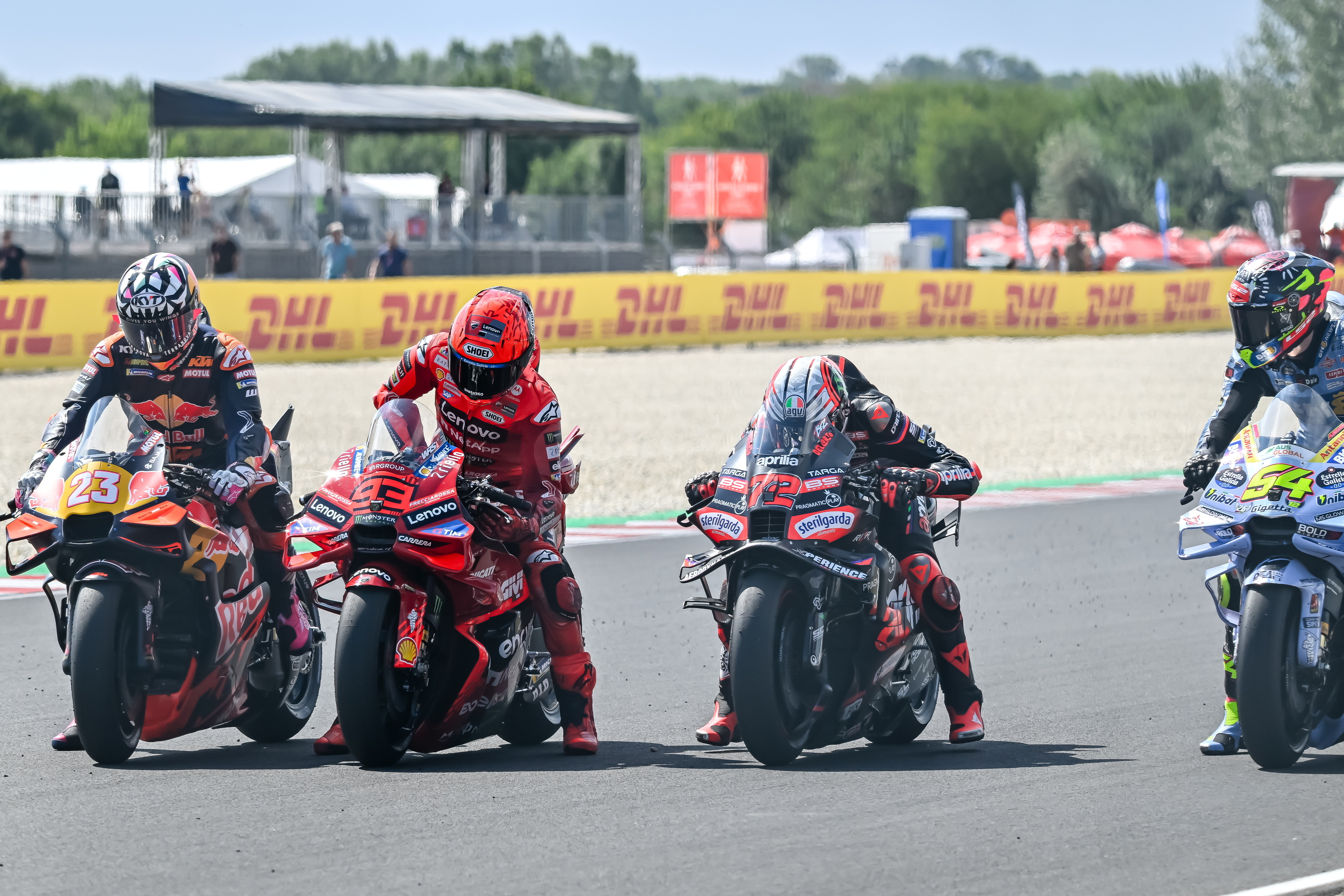 Brazil pole Moto2-ben, spanyol első rajtkocka Moto3-ban a Balatonnál