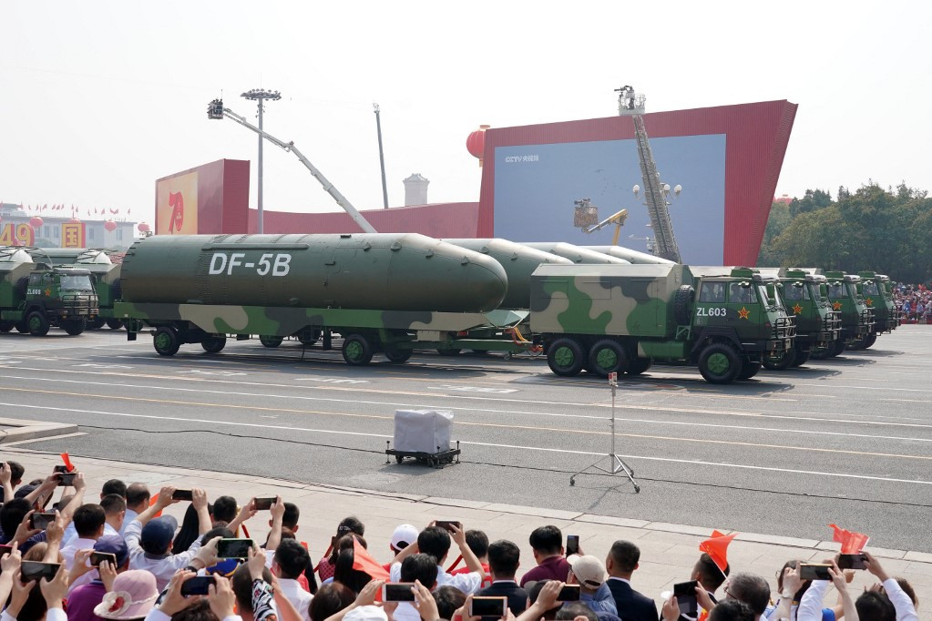 Fotó: Xinhua via AFP / XINHUA / Yang Shiyao Kínai atomrakéták egy pekingi felvonuláson