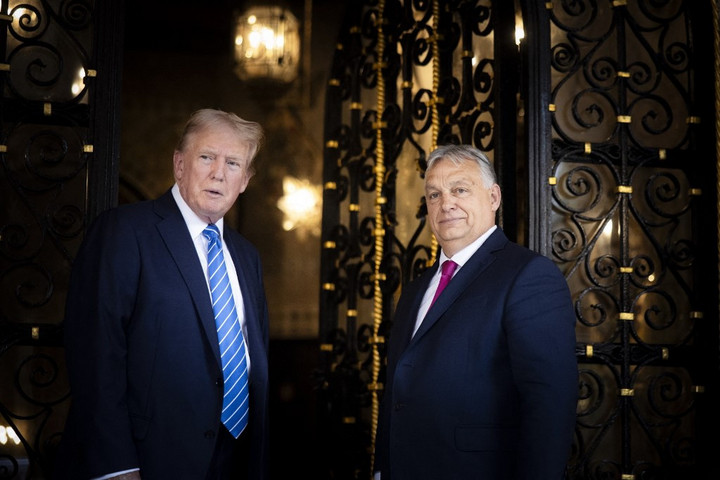 A Fehér Ház Budapesten szervezné a Putyin-Zelenszkij találkozót