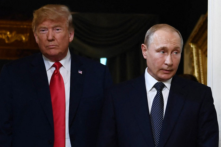 Fotó: AFP/Brendan Smialowski Megtörtént a hivatalos bejelentés a Trump-Putyin találkozóról