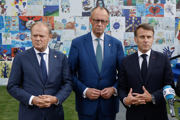 Fotó: AFP/Ludovic Marin Macronék bevonulnak Moldovába