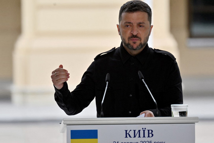 Fotó: AFP/Sergei Supinsky Zelenszkij: Ukrajna hazai fegyverekkel mér csapást Oroszországra