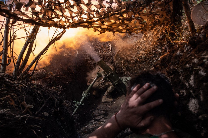 Fotó: AFP/Press service of the 93rd Separate Mechanized Brigade of the Ukrainian Ground Forces/Iryna Rybak Az orosz haderő a front teljes hosszában folytatja az offenzívát