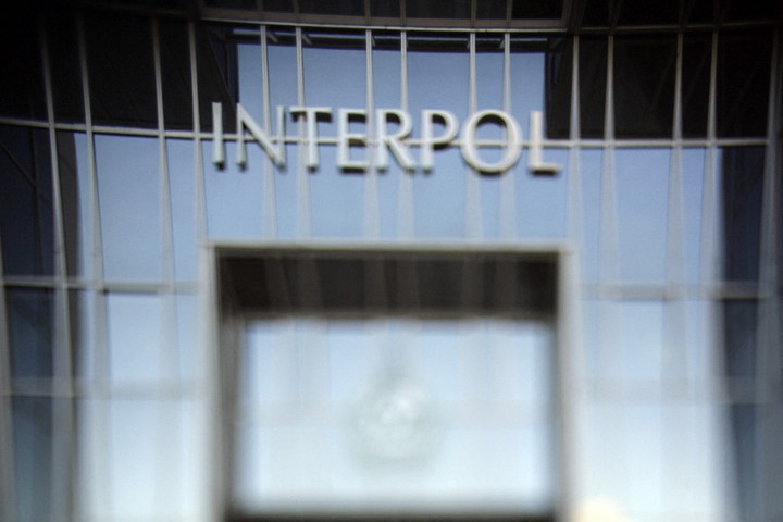 Fotó: AFP/Fred dufour Súlyos arcot fogtak a szlovák rendőrök