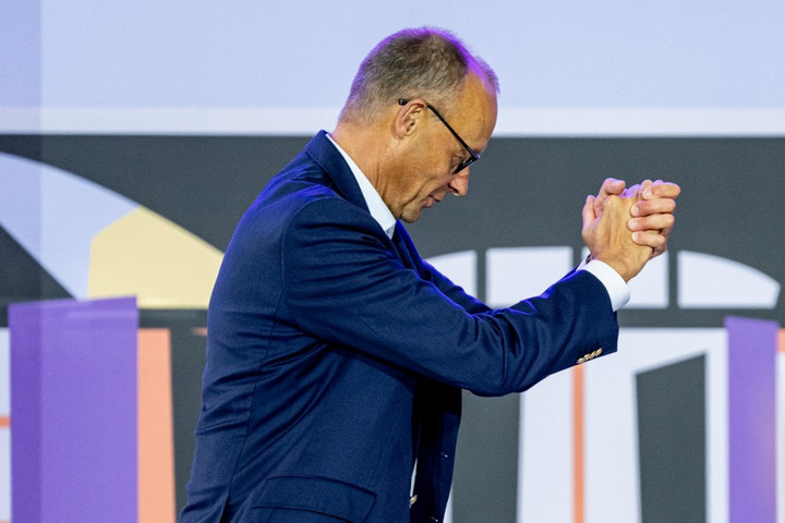 Történelmi mélyponton Friedrich Merz német kancellár népszerűsége