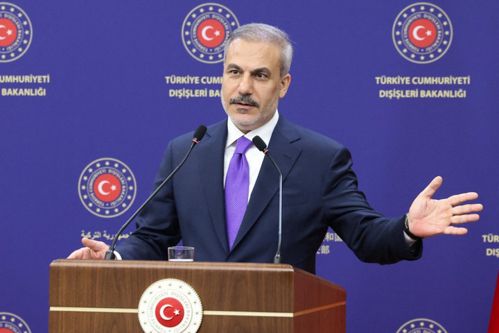 Fotó: AFP/Anadolu/Turkish Ministry of Foreign Affa Fidan: Elkerülhetetlenek a béketárgyalások
