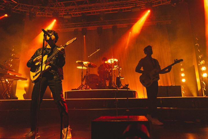 A The Kooks ugrik be Kiwanuka helyére a Szigeten, a Brit indie-hangrobbanása jön péntek este