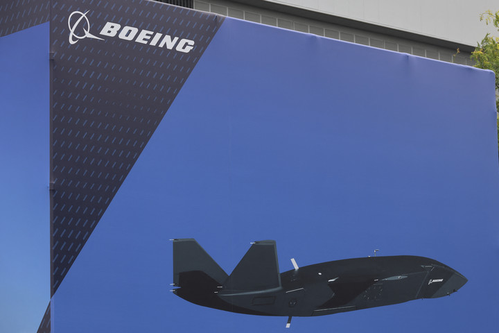 Sztrájkba léptek a Boeing dolgozói