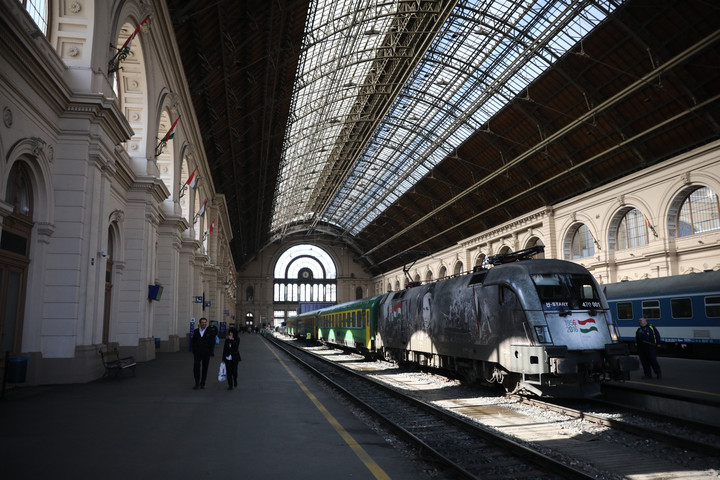 Akadálymentes peront alakítanak ki a Keleti Pályaudvaron