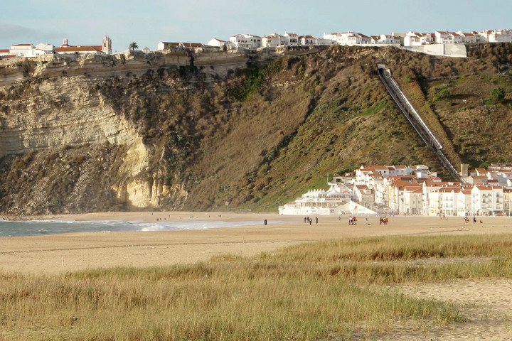 Fotó: NorthFoto Több tucat turista került kórházba Portugáliában