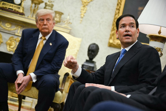 Trump és Rubio gratulált a függetlenség napja alkalmából az ukránoknak