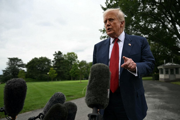 Politikai vihar Trump új rendelete körül: illegális bevándorlók kikerülnek a statisztikából