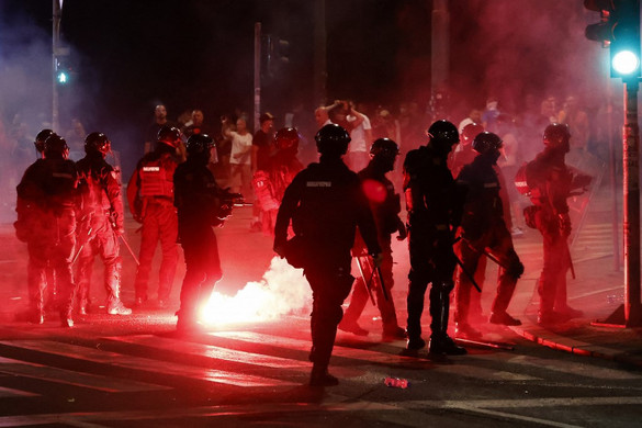 Az oroszok szerint az EU hatalomváltást tervez Szerbiában